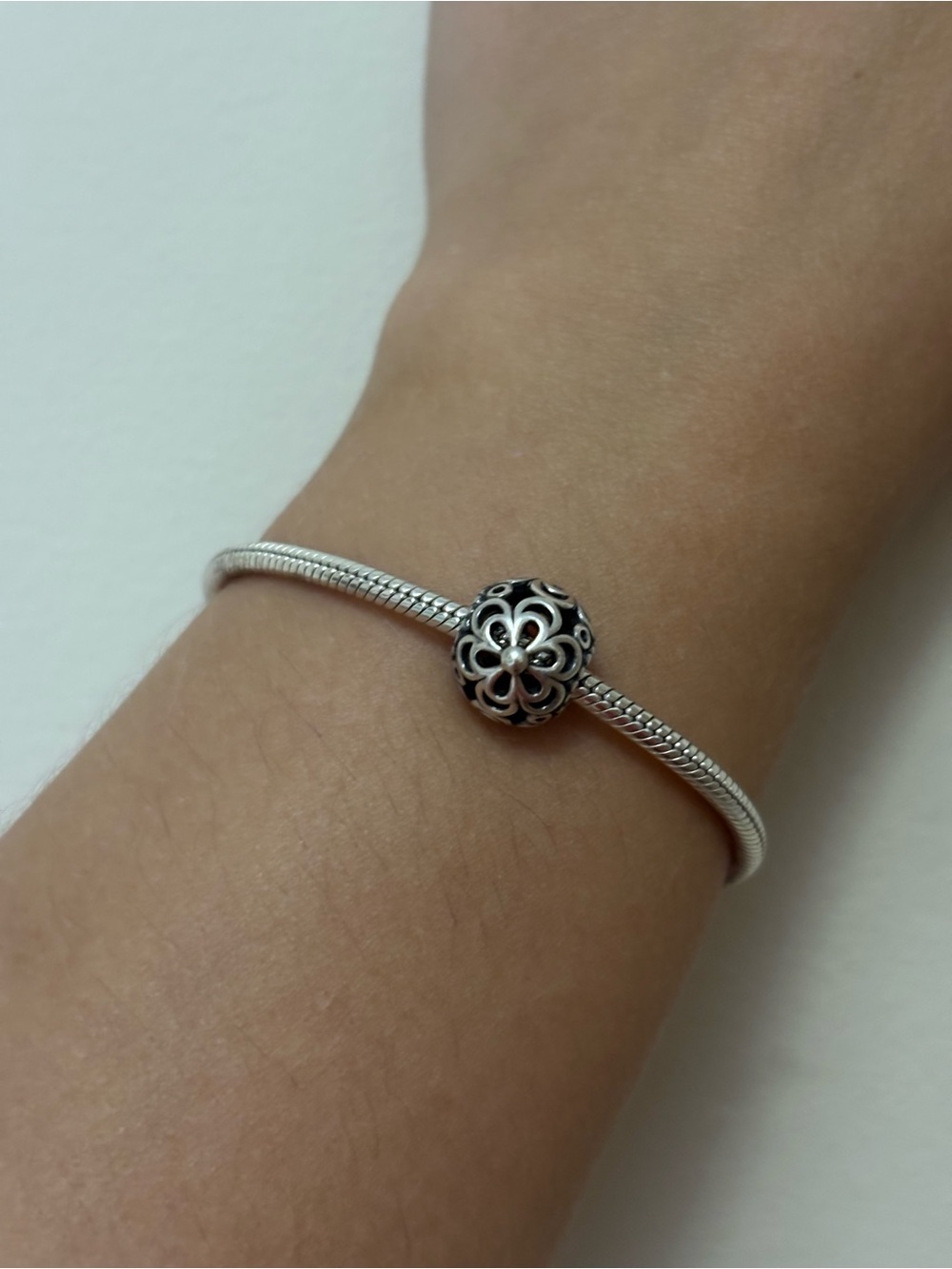 Retired Picking Daisies Pandora Charm